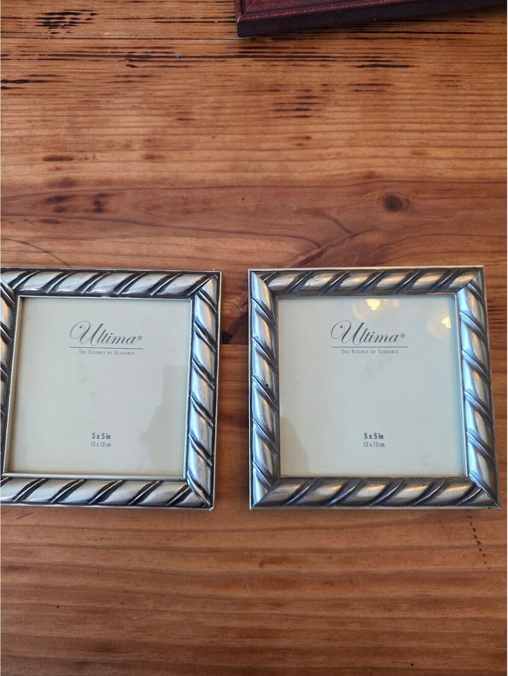 Set of 2 Ultima Silver-Tone 5x5 Inch Photo Frames with Elegant Twisted Design